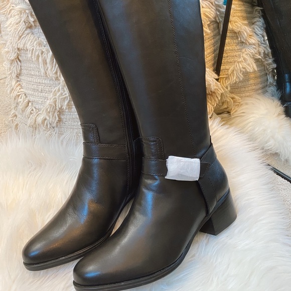 NWT naturalizer ridding boots size 10